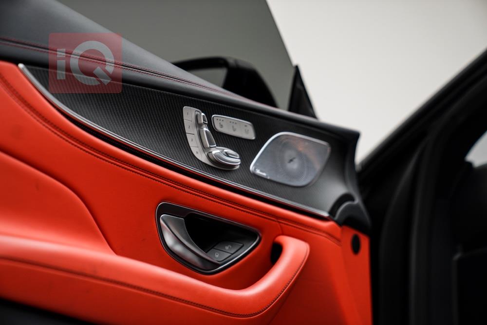 مرسيدس بنز اي ام جي جي تي 4 دور كوبيه